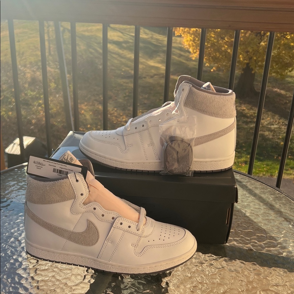 Jordan Airship White and Gray Sneakers
